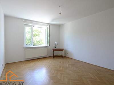 Altbauwohnung kaufen in 1180 Wien 18. (Bild 2)