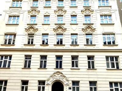 Altbauwohnung kaufen in 1080 Wien (Bild 1)