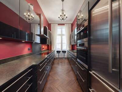 Altbauwohnung mit Balkon kaufen in 1090 Wien (Bild 5)