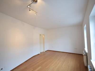 Altbauwohnung kaufen in 5020 Salzburg (Bild 2)