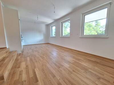 Altbauwohnung mit Balkon kaufen in 1130 Wien (Bild 4)
