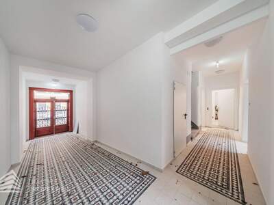 Altbauwohnung kaufen in 1180 Wien (Bild 1)