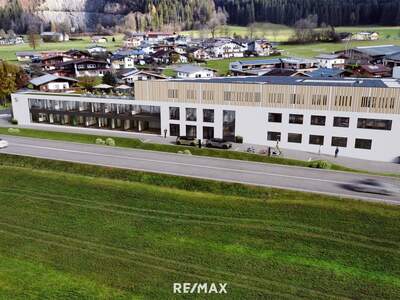 Gewerbeobjekt mieten in 6380 St. Johann