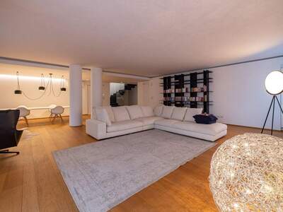 Wohnung mit Balkon kaufen in 33100 Udine (Bild 3)