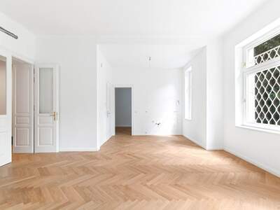 Altbauwohnung kaufen in 1130 Wien (Bild 2)