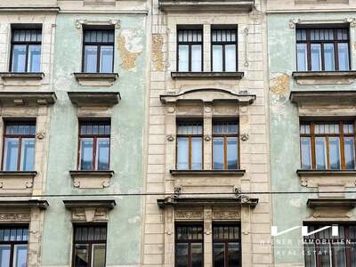 Altbauwohnung kaufen in 1060 Wien (Bild 2)