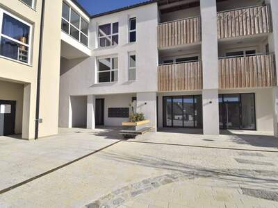 Gewerbeobjekt mieten in 4182 Waxenberg