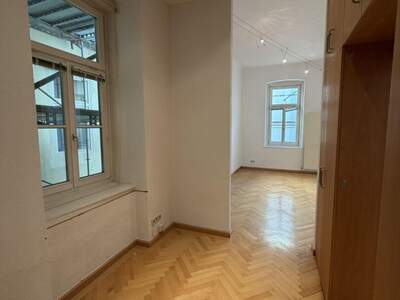 Altbauwohnung kaufen in 1070 Wien (Bild 5)