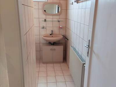 Altbauwohnung mit Balkon mieten in 3400 Klosterneuburg (Bild 4)