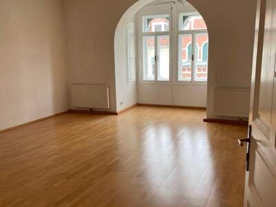 Altbauwohnung mit Balkon mieten in 8010 Graz (Bild 5)