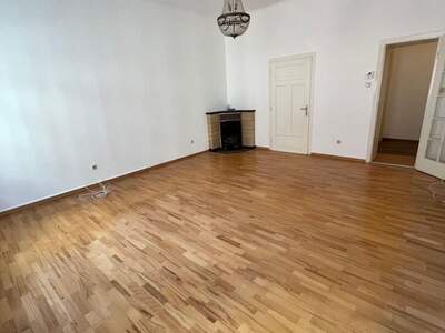 Altbauwohnung mit Balkon mieten in 8010 Graz (Bild 5)