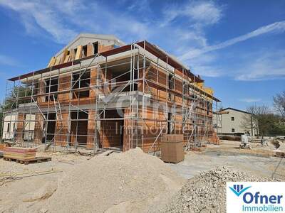 Haus mit Garten kaufen in 52440 Porec (Bild 1)