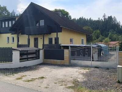 Haus mit Garten kaufen in 9141 Eberndorf