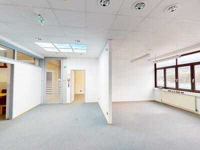 Gewerbeobjekt mieten in 6063 Rum (Bild 2)