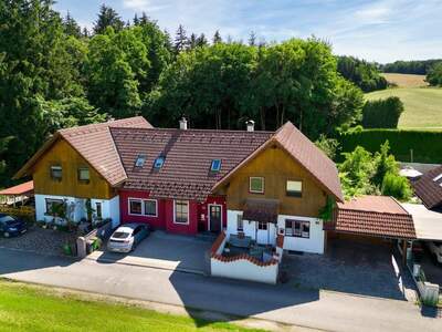 Haus kaufen in 5165 Berndorf