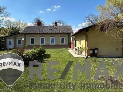 Einfamilienhaus kaufen in 2602 Blumau (Bild 1)