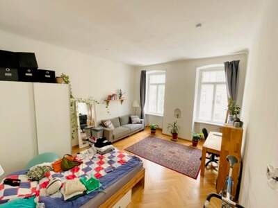 Altbauwohnung mit Balkon mieten in 1090 Wien (Bild 3)