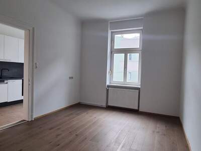 Altbauwohnung kaufen in 8020 Graz (Bild 1)