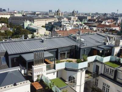 Wohnung mit Balkon kaufen in 1080 Wien