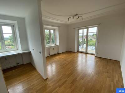 Altbauwohnung mit Balkon mieten in 8077 Gössendorf (Bild 1)