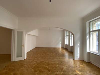 Altbauwohnung mit Balkon mieten in 1030 Wien (Bild 2)