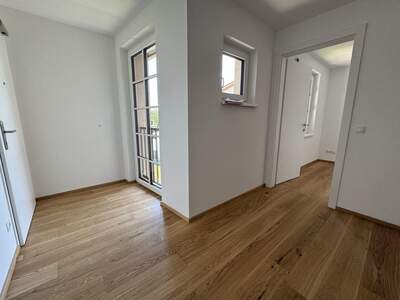 Wohnung mit Balkon kaufen in 83416 Saaldorf (Bild 4)
