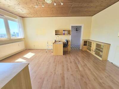 Wohnung mit Balkon kaufen in 8053 Graz (Bild 2)