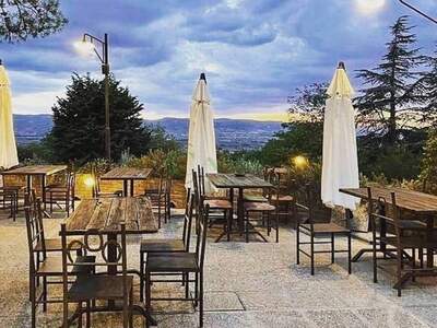 Haus kaufen in 6081 Assisi (Bild 1)