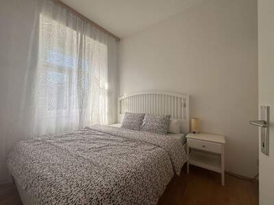 Altbauwohnung mit Balkon kaufen in 8010 Graz (Bild 2)