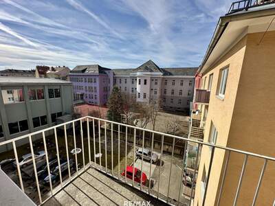 Wohnung mit Balkon kaufen in 8720 Knittelfeld (Bild 1)