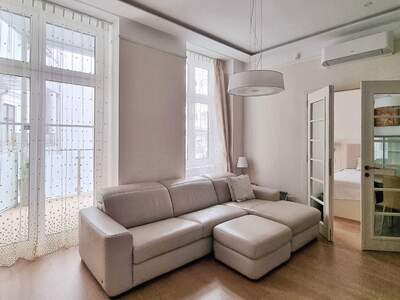 Altbauwohnung kaufen in 1060 Wien (Bild 2)