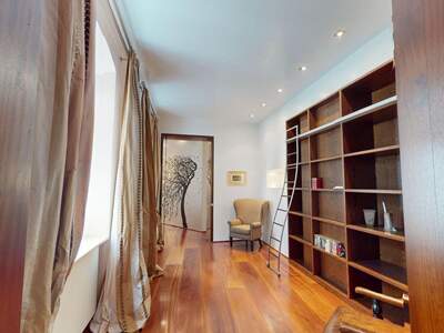 Altbauwohnung mit Balkon kaufen in 1010 Wien (Bild 4)