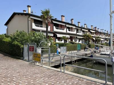 Haus mit Garten kaufen in 33050 Aprilia Marittima (Bild 4)