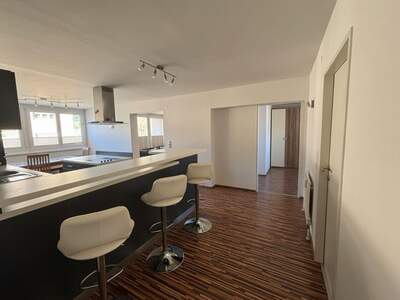 Altbauwohnung mit Balkon kaufen in 6130 Schwaz (Bild 1)