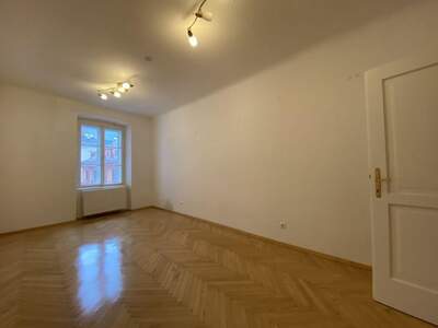 Altbauwohnung mieten in 8010 Graz (Bild 1)