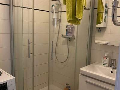 Altbauwohnung mit Balkon mieten in 1130 Wien (Bild 4)