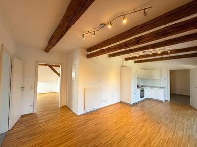 Altbauwohnung mit Balkon kaufen in 8082 Kirchbach (Bild 2)