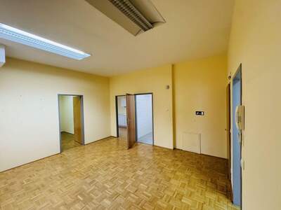 Gewerbeobjekt mieten in 8720 Knittelfeld (Bild 2)