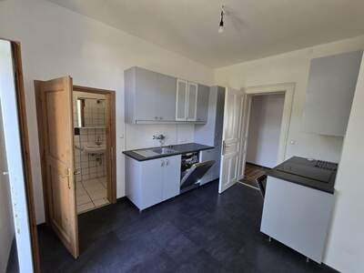 Altbauwohnung mit Balkon kaufen in 8042 Graz (Bild 3)