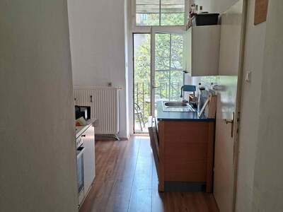Altbauwohnung mit Balkon mieten in 8010 Graz (Bild 4)