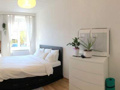 Altbauwohnung mit Balkon kaufen in 6020 Innsbruck (Bild 2)