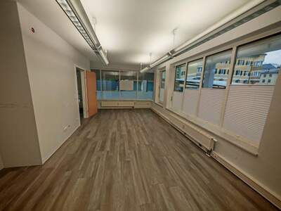 Gewerbeobjekt kaufen in 5600 Sankt Johann (Bild 2)