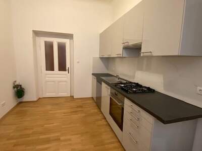 Altbauwohnung mieten in 1080 Wien (Bild 2)