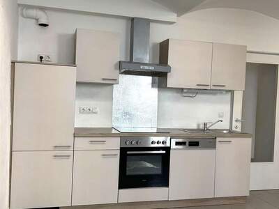 Altbauwohnung kaufen in 8010 Graz (Bild 2)