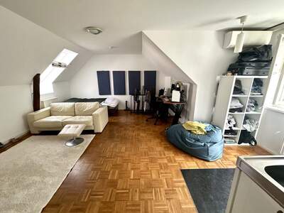 Altbauwohnung kaufen in 8010 Graz (Bild 1)