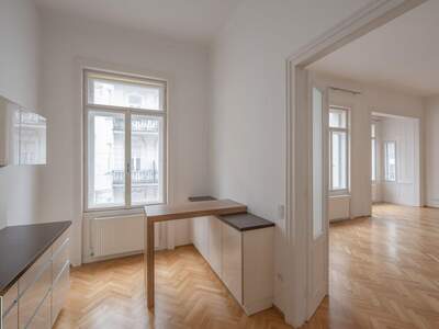 Altbauwohnung mieten in 1040 Wien (Bild 2)