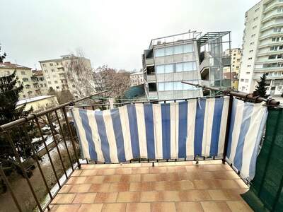 Altbauwohnung mit Balkon mieten in 8010 Graz (Bild 1)