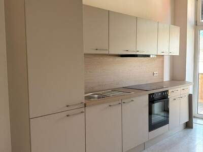 Altbauwohnung mit Balkon mieten in 8600 Bruck an der Mur (Bild 1)