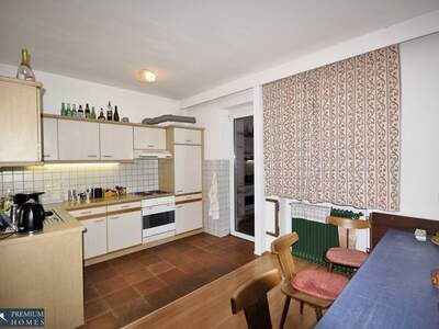 Altbauwohnung mit Balkon kaufen in 6020 Innsbruck (Bild 3)