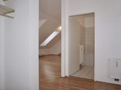 Wohnung mit Balkon mieten in 4040 Linz (Bild 3)